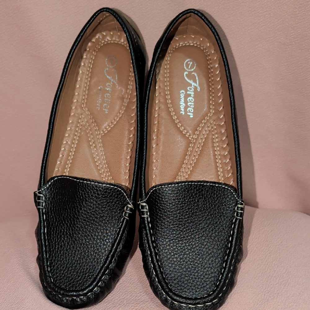 Forever Comfort Black Loafers